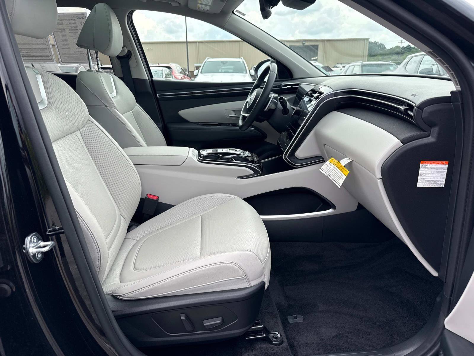 Used 2024 Hyundai Tucson Limited image 19