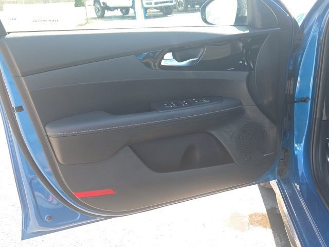 Used 2023 Kia Forte GT-Line w/ GT-Line Premium Package image 23