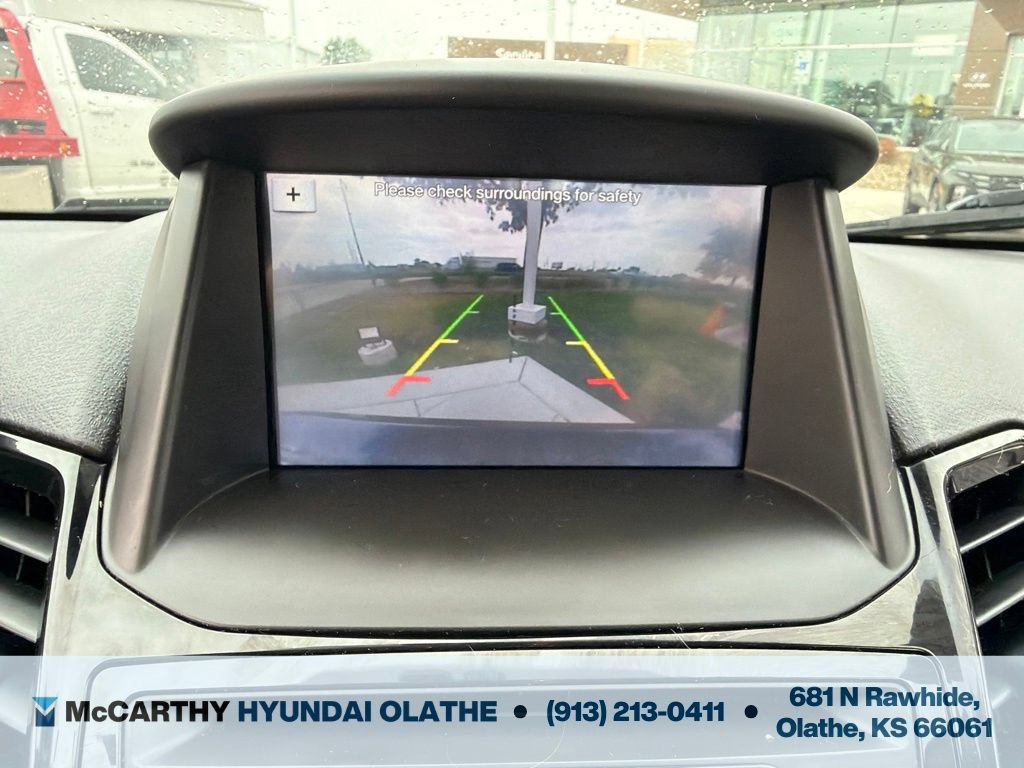 Used 2016 Ford Fiesta Titanium FWD image 9