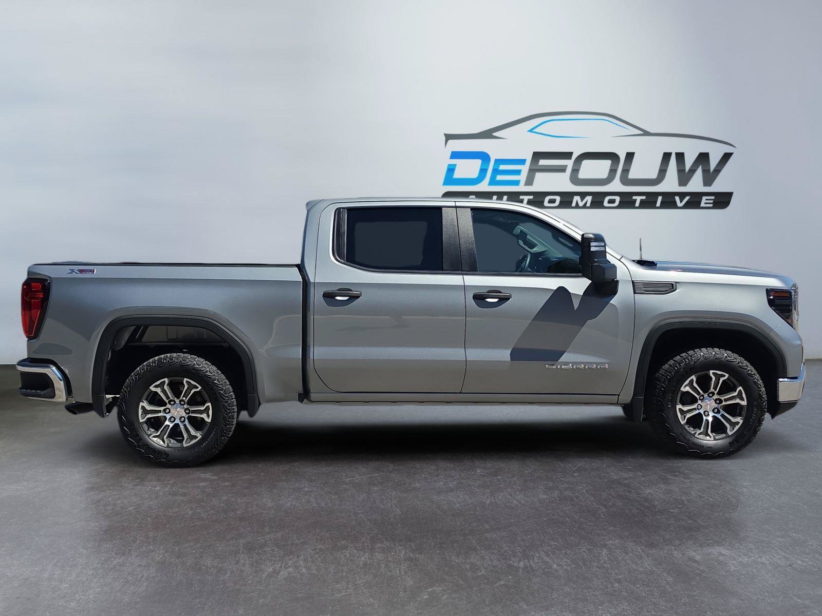Used 2024 GMC Sierra 1500 Pro w/ Pro Value Package AWD/4WD image 2