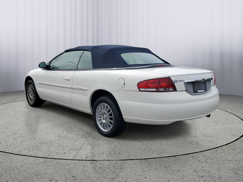 Used 2002 Chrysler Sebring Limited FWD image 4