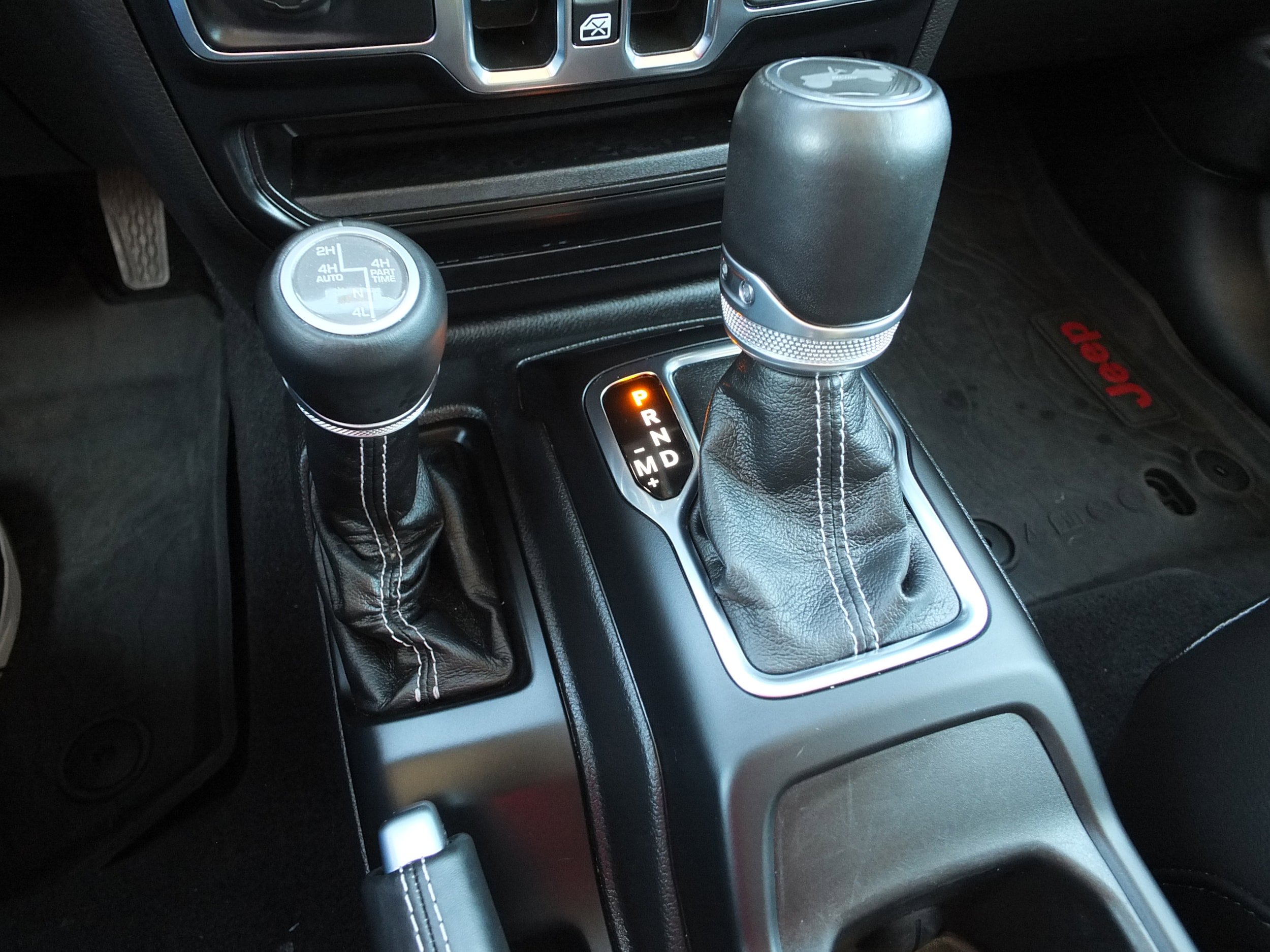 Used 2021 Jeep Wrangler Unlimited Sahara w/ Cold Weather Group image 25