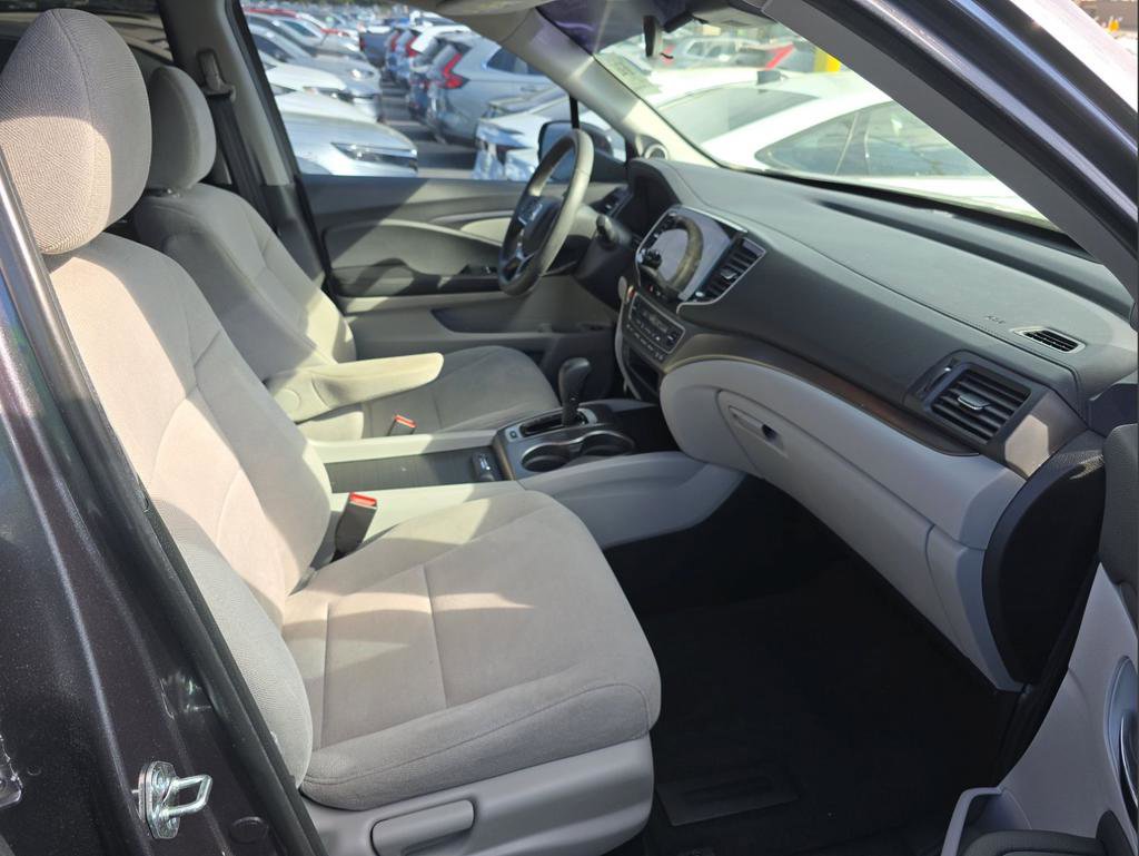 Used 2020 Honda Pilot EX image 16