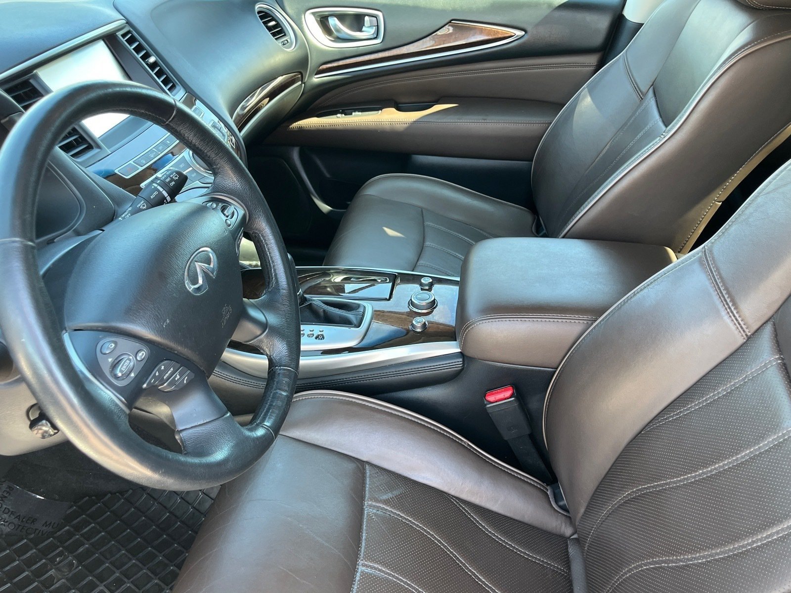 Used 2015 INFINITI QX60 Luxe w/ Deluxe Touring Package AWD/4WD image 17