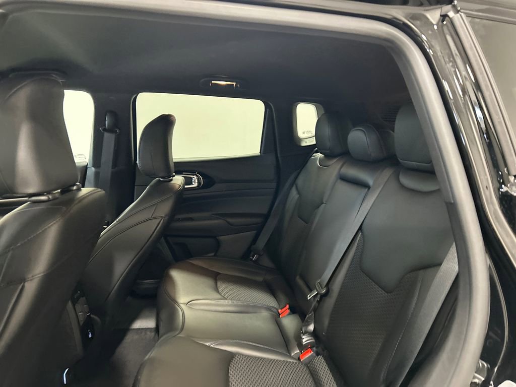 New 2026 Jeep Compass Latitude image 32