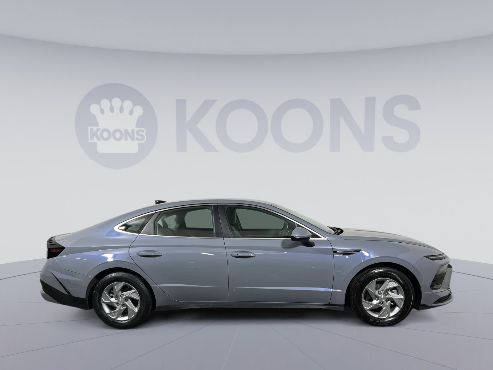 Used 2025 Hyundai Sonata SE image 8