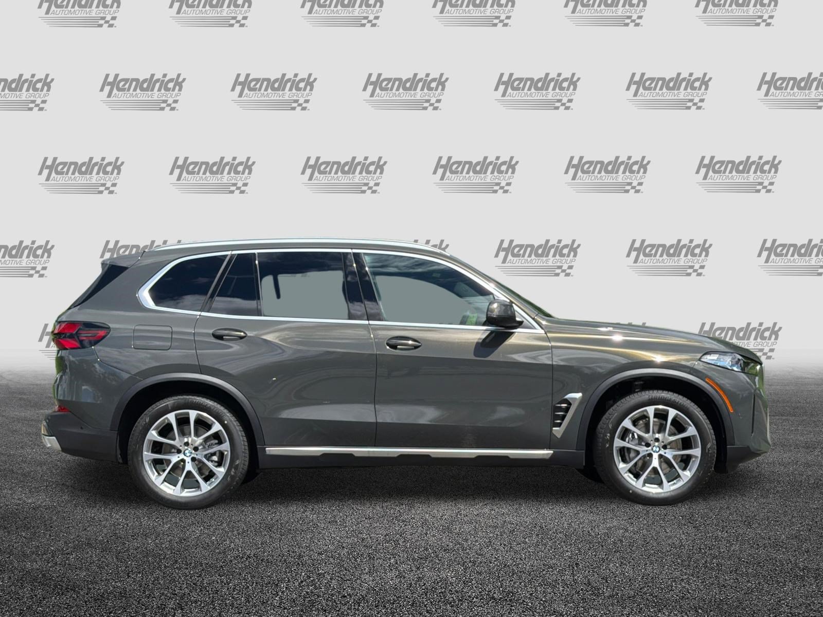 New 2026 BMW X5 xDrive40i AWD/4WD image 3