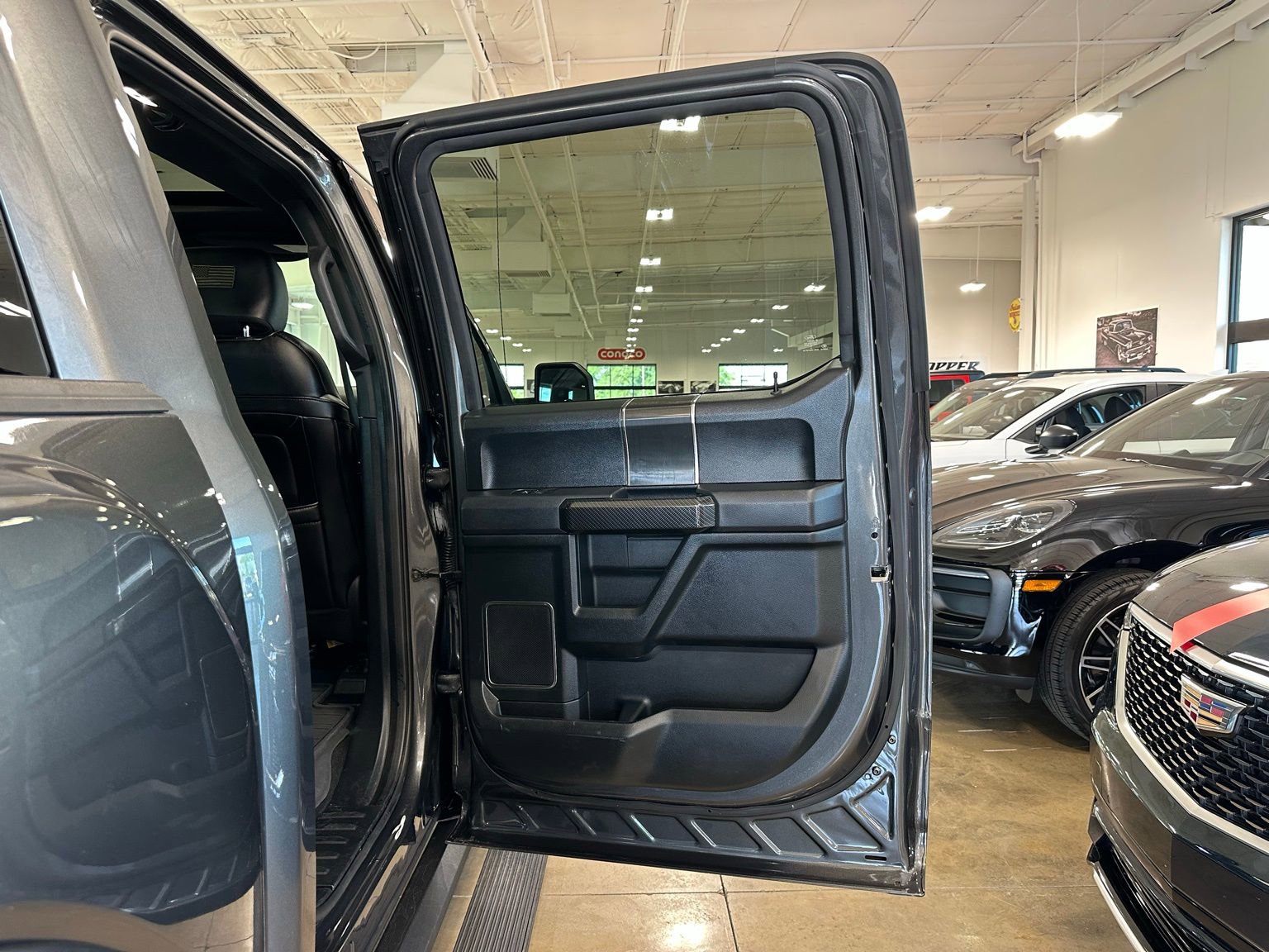Used 2020 Ford F150 Raptor w/ Equipment Group 802A Luxury AWD/4WD image 43
