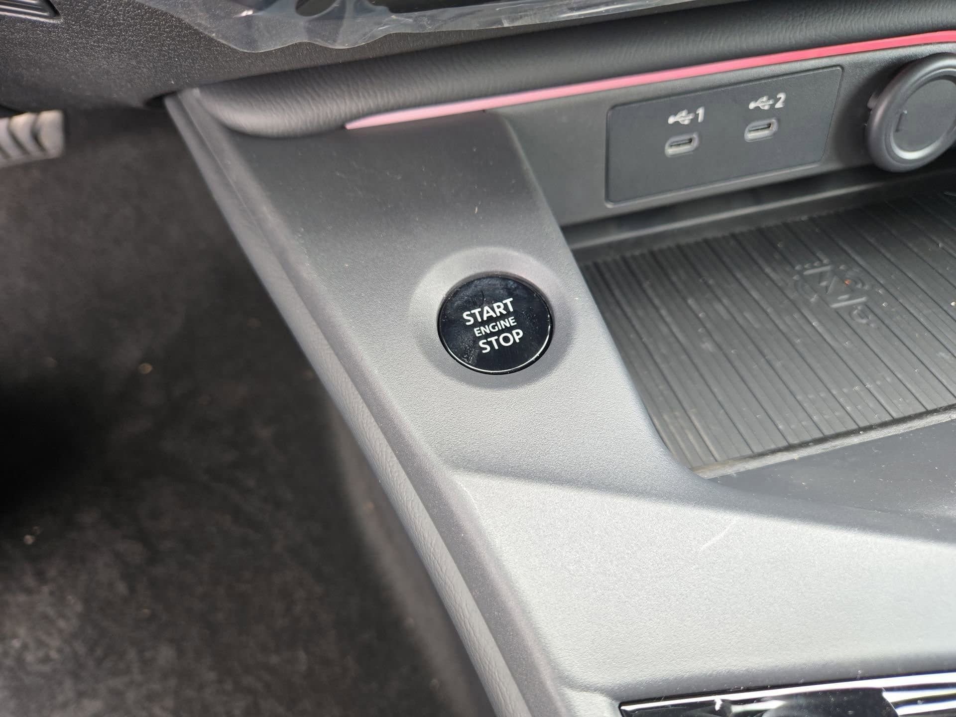 New 2026 Nissan Sentra SR w/ SR Premium Package FWD image 21