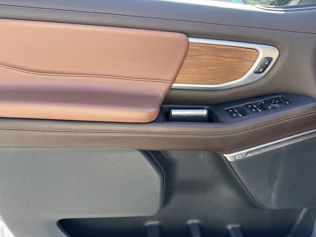 Used 2025 Ford Expedition King Ranch AWD/4WD image 10