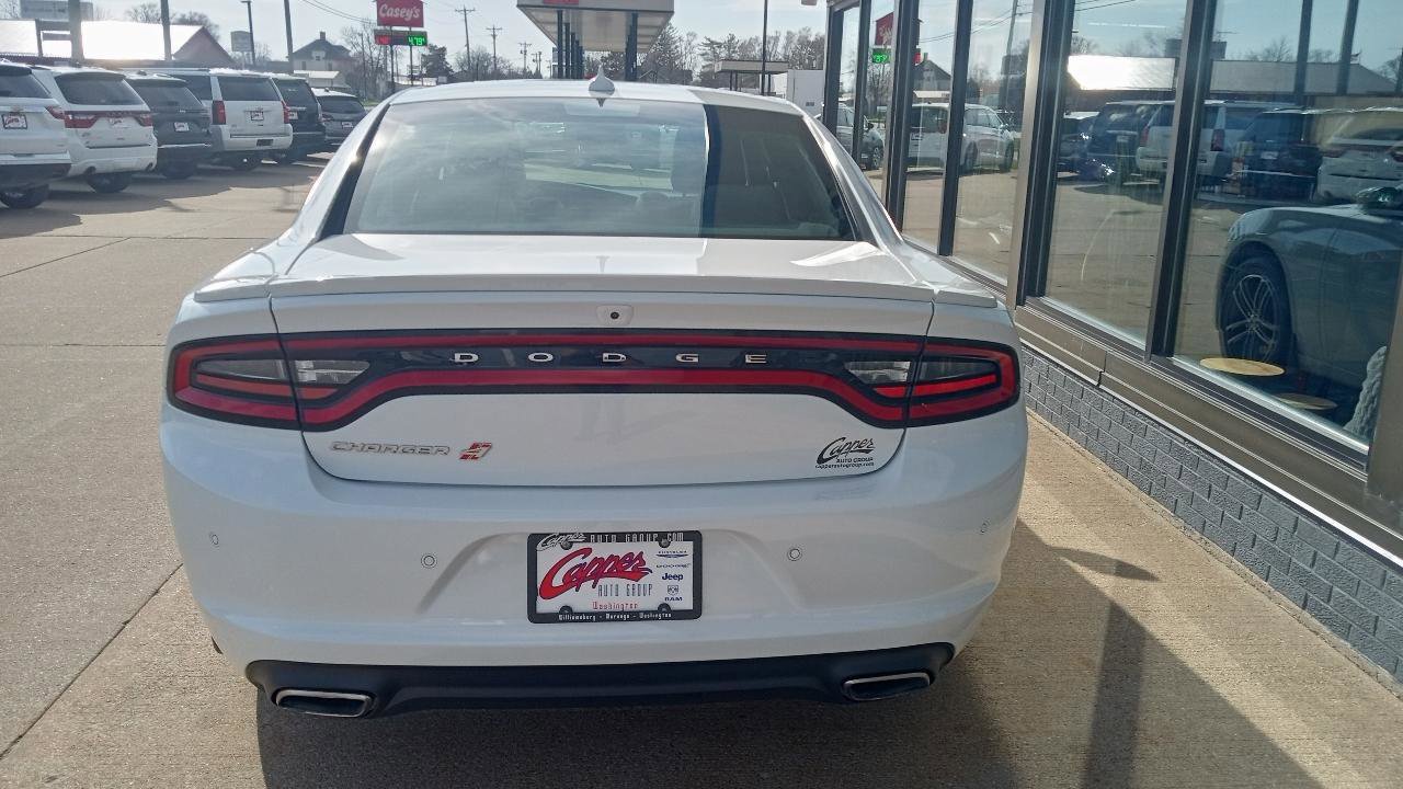 Used 2019 Dodge Charger SXT w/ Plus Group image 3