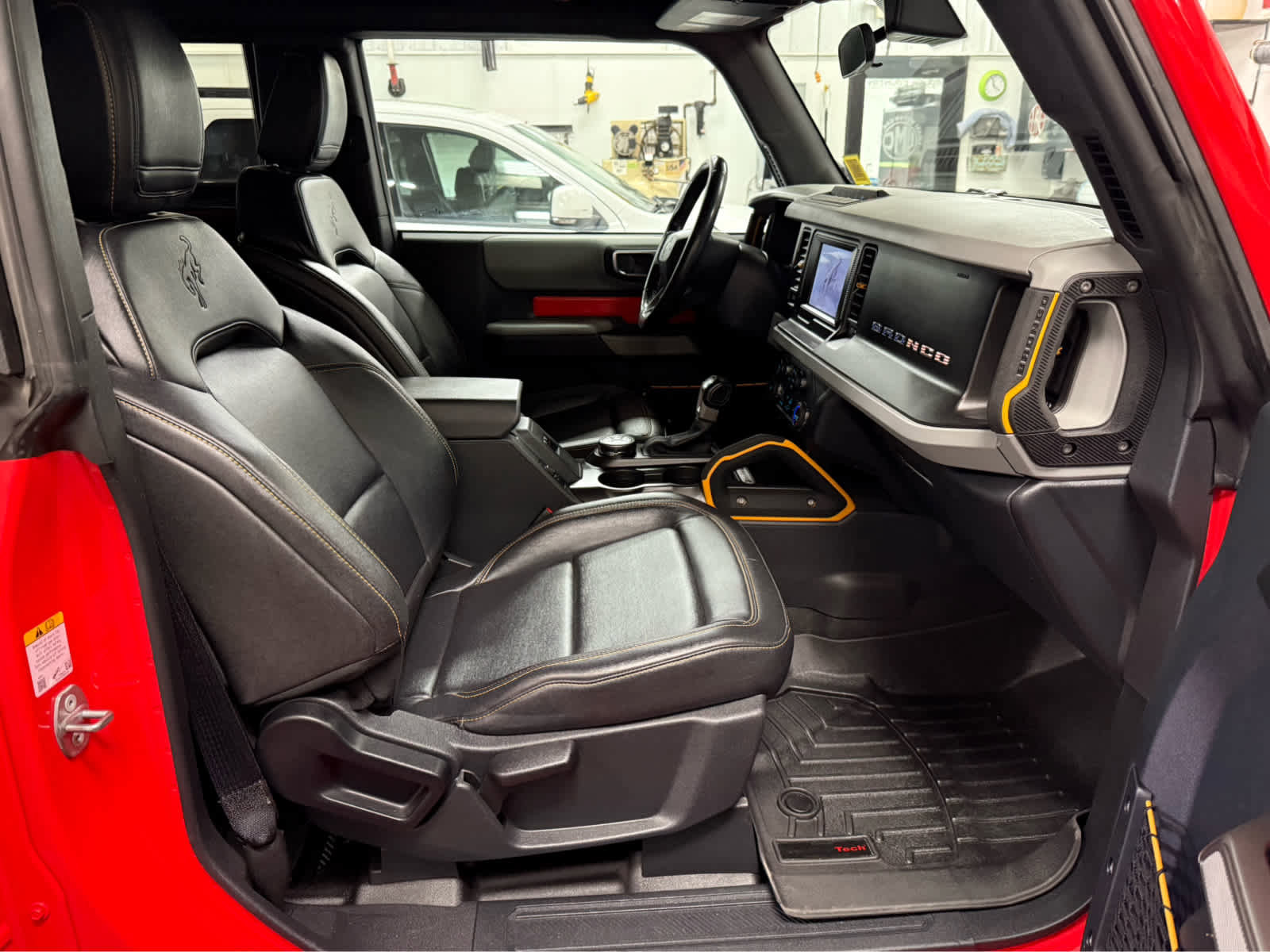 Used 2023 Ford Bronco Badlands AWD/4WD image 15