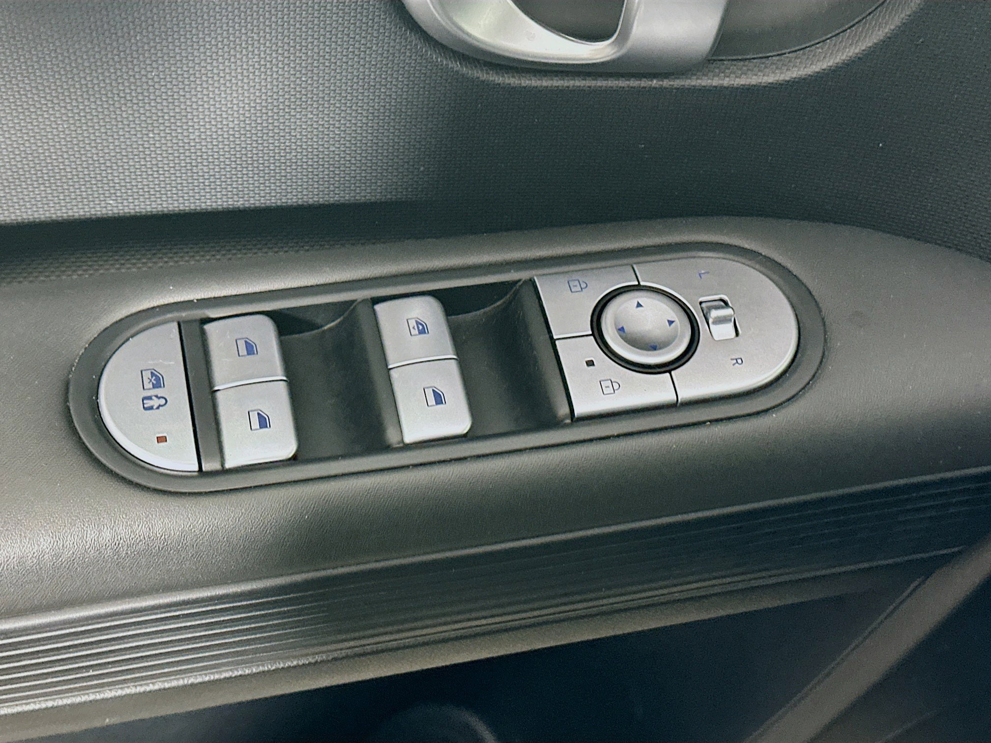 Used 2023 Hyundai Ioniq 5 SE image 15