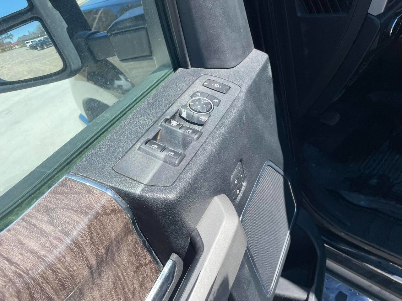 Used 2019 Ford F350 Lariat w/ Lariat Ultimate Package image 30