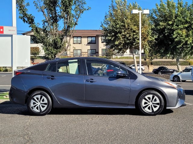 Certified 2017 Toyota Prius Four w/ Advanced Technology Package FWD image 5