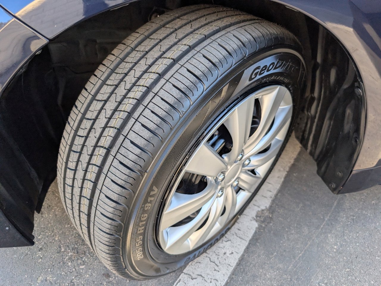 Used 2023 Toyota Corolla LE image 21