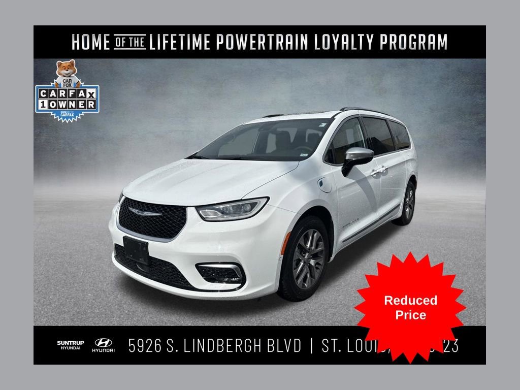 Used 2023 Chrysler Pacifica Pinnacle