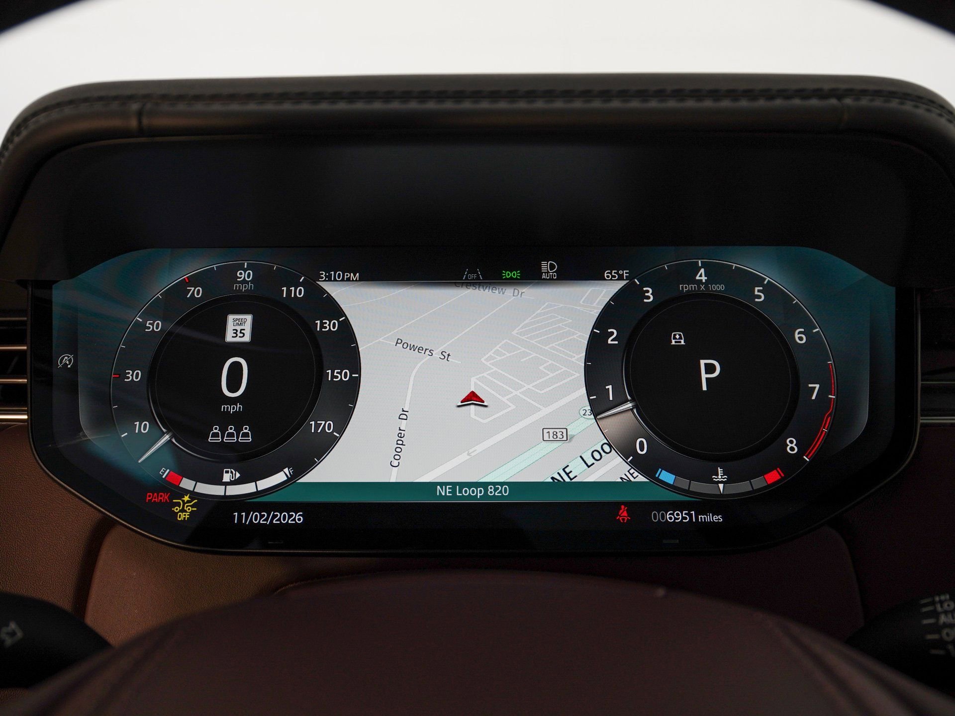 Used 2025 Land Rover Range Rover SE image 19