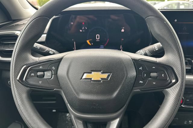 Used 2025 Chevrolet TrailBlazer LT FWD image 26