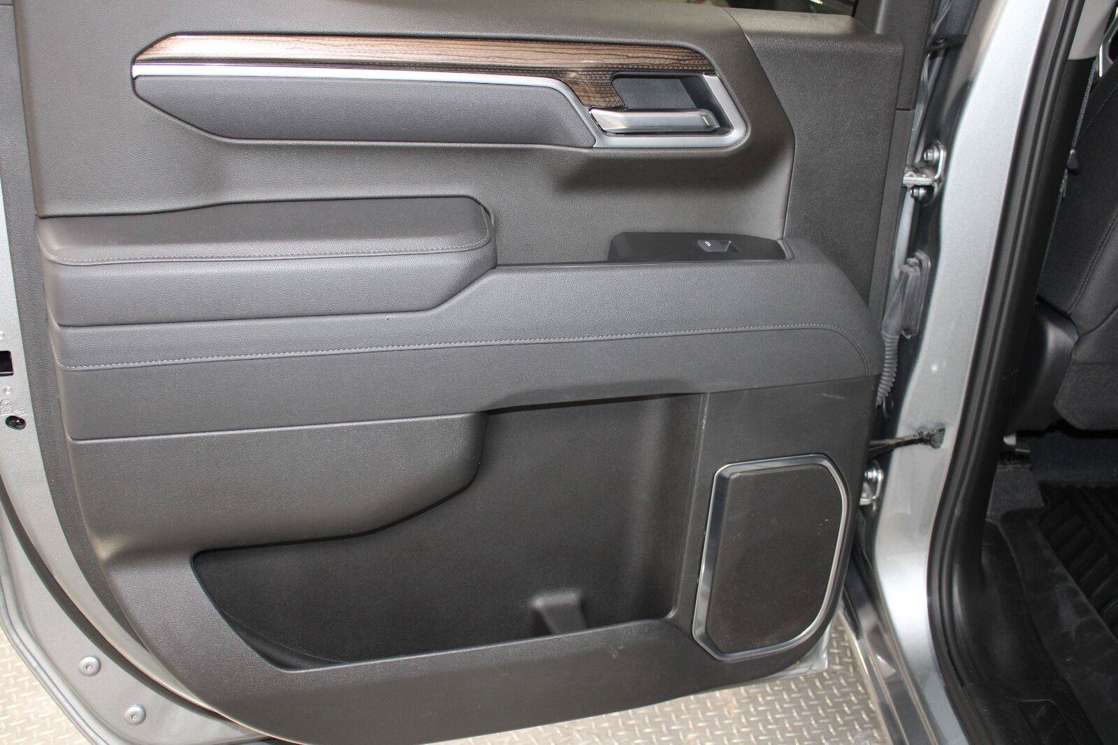 Used 2026 Chevrolet Silverado 1500 RST AWD/4WD image 24