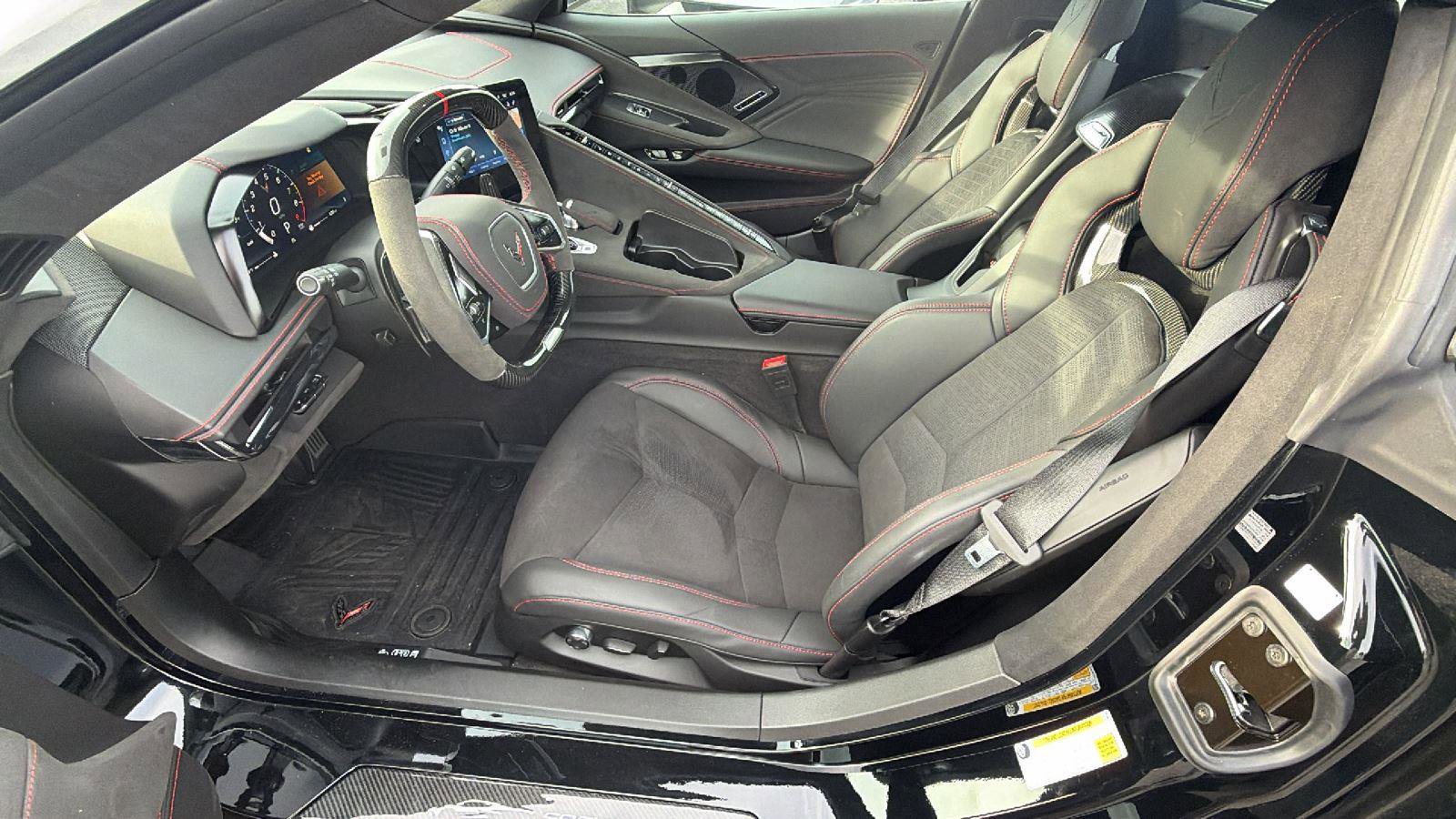 Used 2025 Chevrolet Corvette Z06 w/ Stealth Interior Trim Package image 14