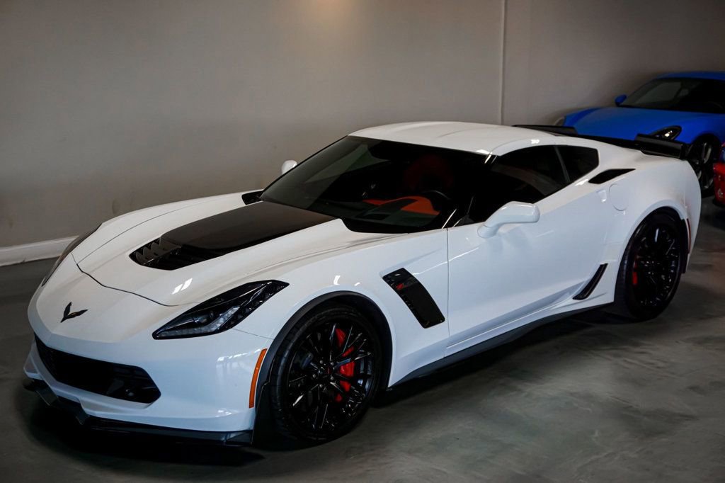 Used 2015 Chevrolet Corvette Z06 w/ Z07 Performance Package image 33