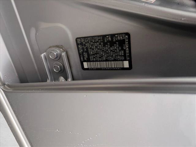Used 2009 Nissan Cube 1.8 S w/ Interior Designer Pkg FWD image 22