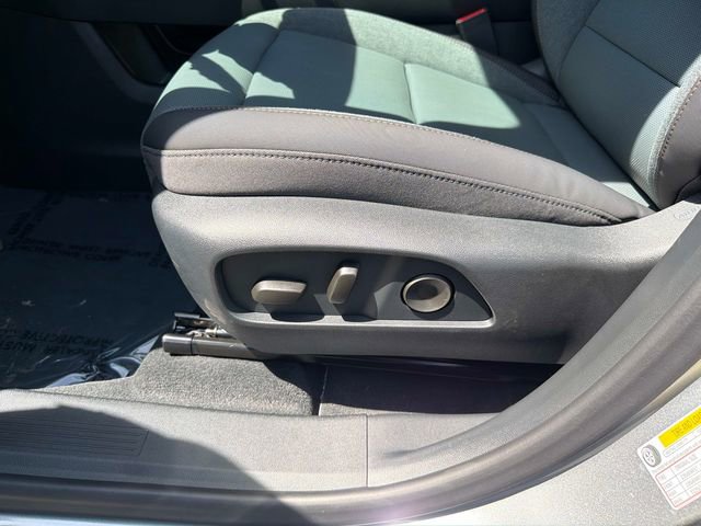 New 2026 GMC Terrain AT4 w/ Convenience Package III AWD/4WD image 19