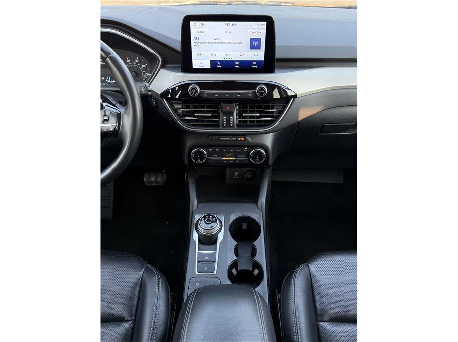 Used 2022 Ford Escape SEL image 8