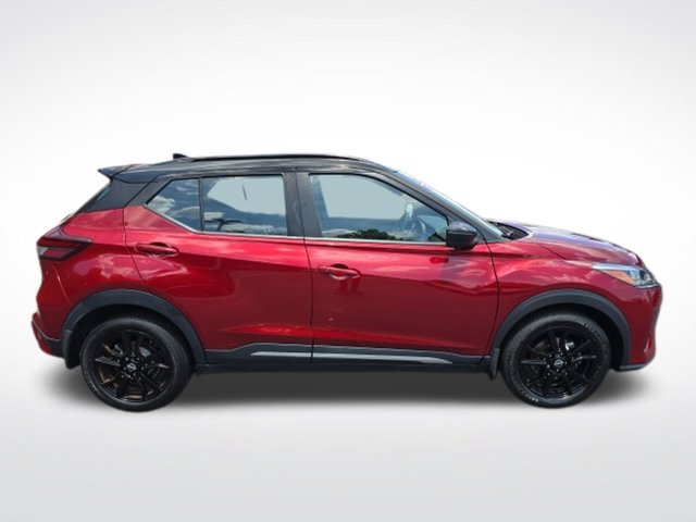 Used 2023 Nissan Kicks SR FWD image 8