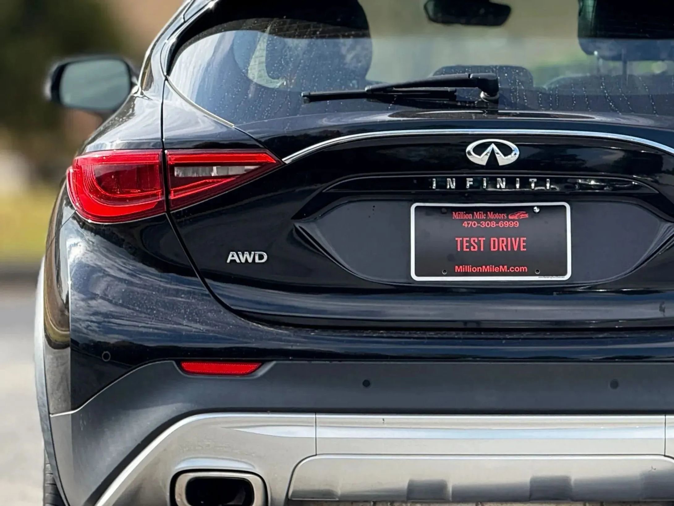 Used 2019 INFINITI QX30 AWD image 13