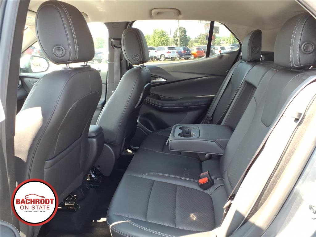 Used 2021 Buick Encore GX Essence FWD image 28