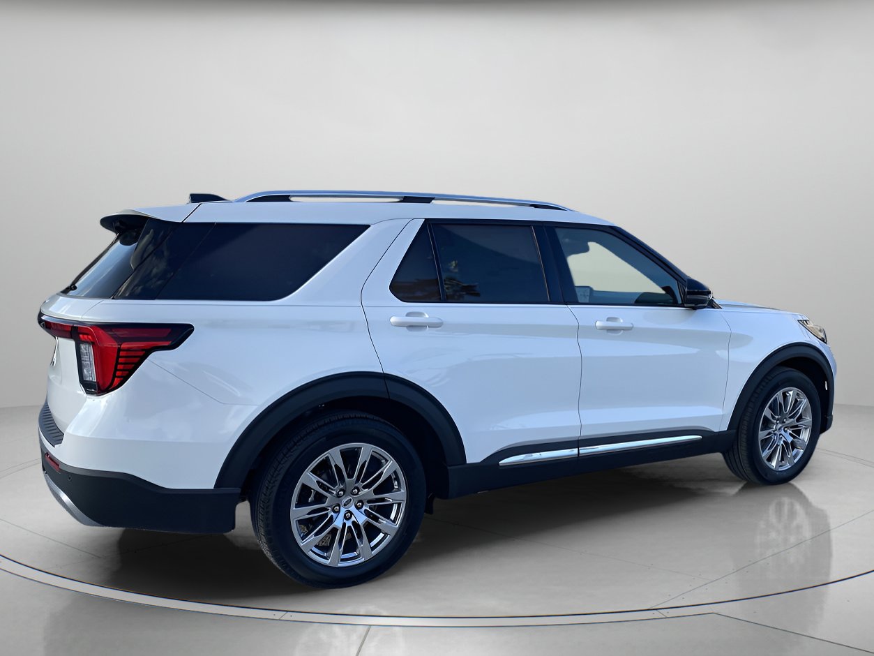 New 2026 Ford Explorer Platinum RWD image 4