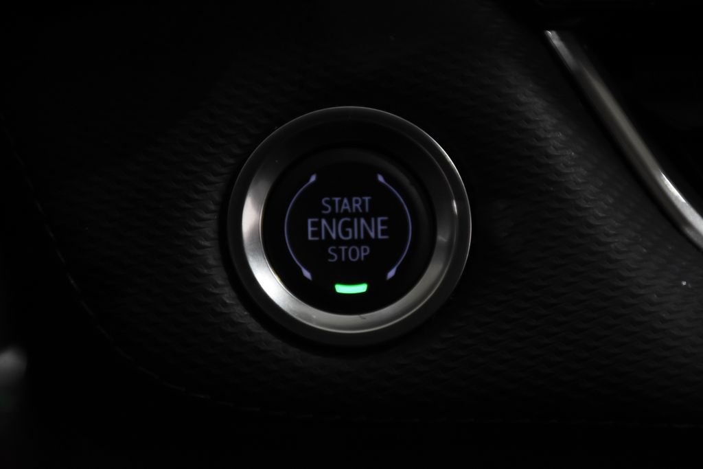 Used 2025 Chevrolet Equinox LT FWD image 15