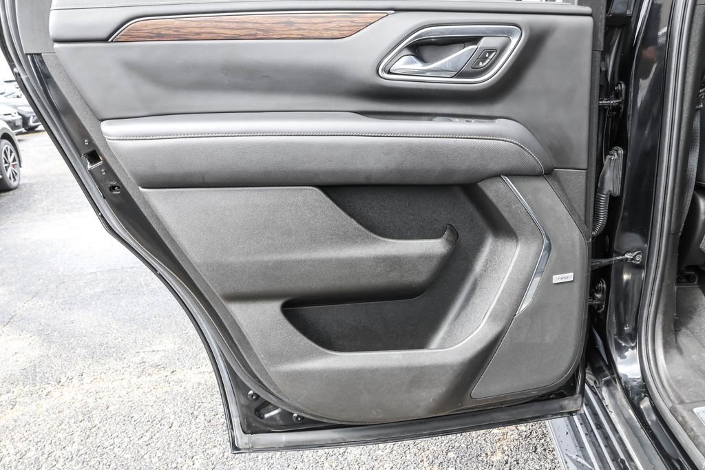 Used 2021 Chevrolet Tahoe Premier w/ Premium Package AWD/4WD image 34