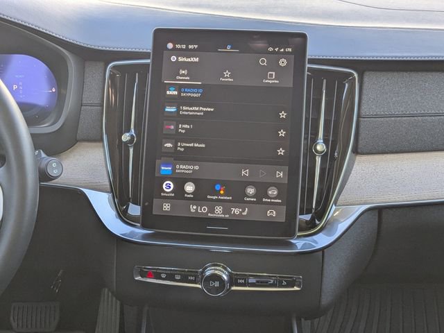 Certified 2025 Volvo XC90 T8 Plus w/ Protection Package Premier image 24