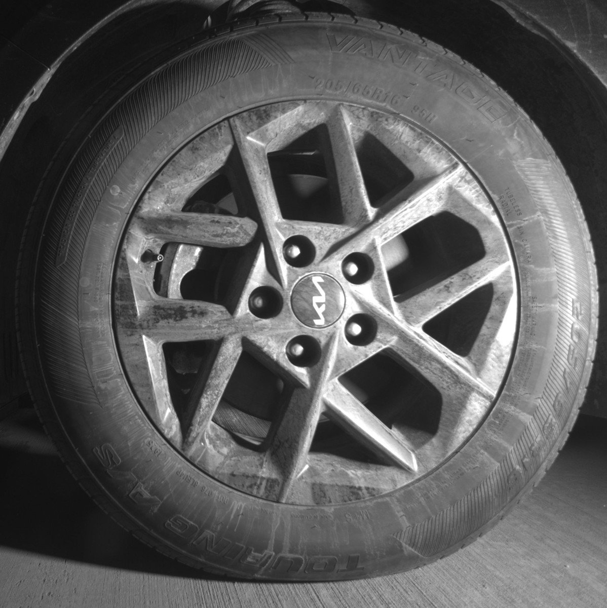 Used 2025 Kia K5 LXS image 12