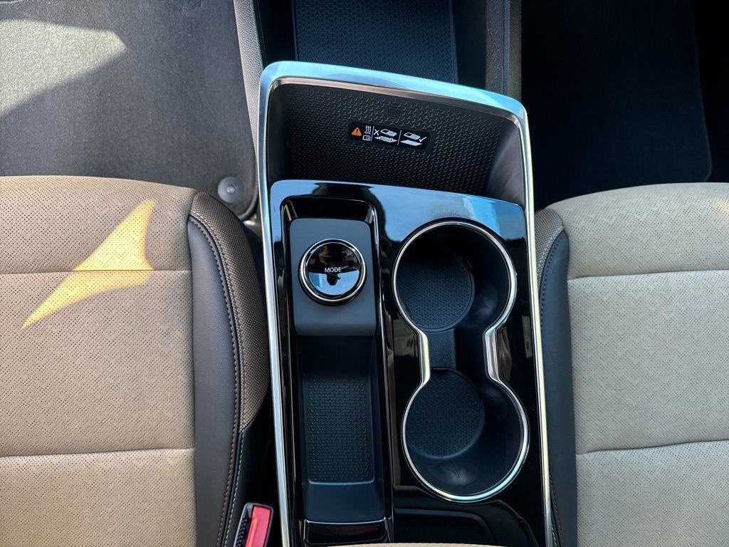 New 2026 Chevrolet Equinox ACTIV w/ Convenience Package III image 15