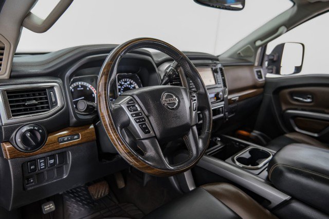 Used 2016 Nissan Titan Platinum Reserve AWD/4WD image 12