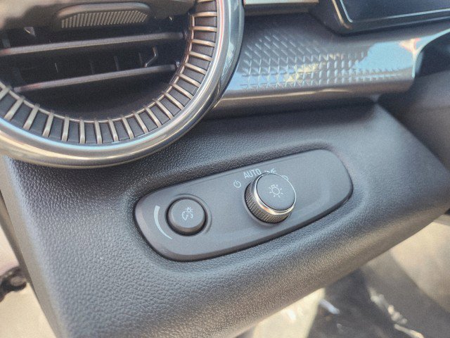 New 2026 Chevrolet Trax ACTIV w/ Driver Confidence Package image 30