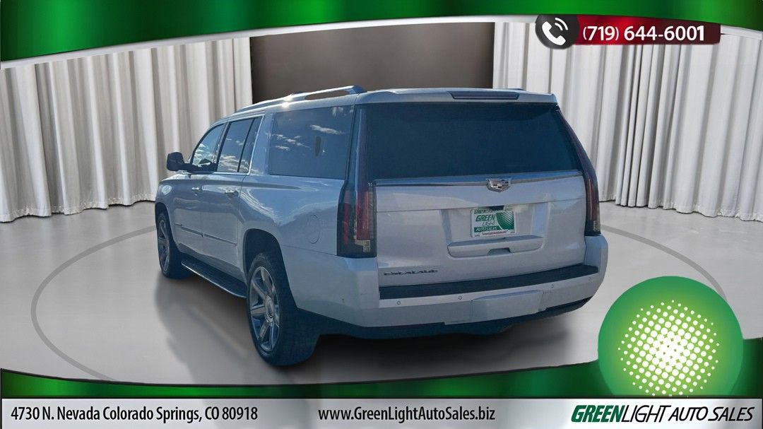 Used 2019 Cadillac Escalade ESV Luxury image 3