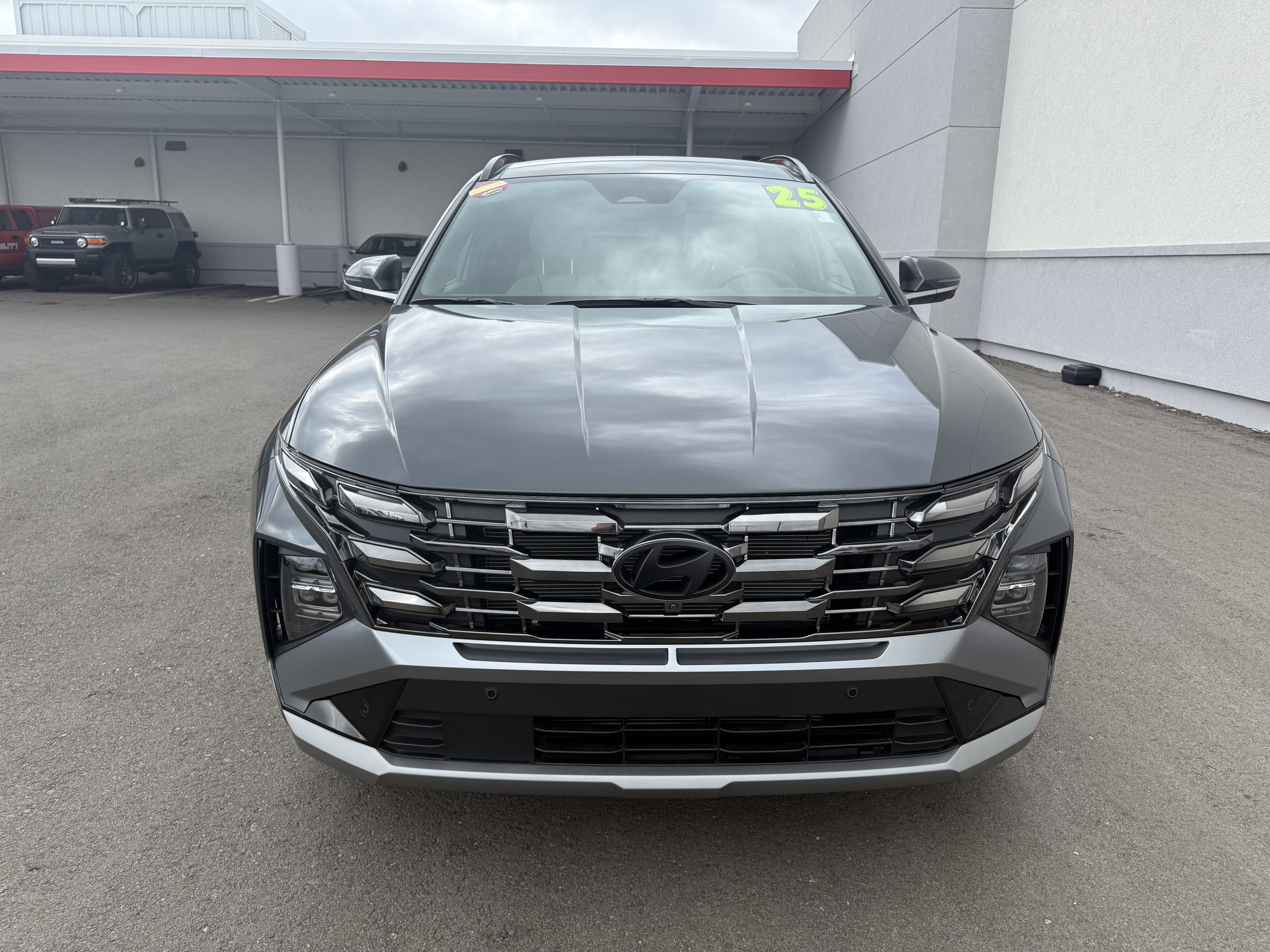 Used 2025 Hyundai Tucson Limited image 29