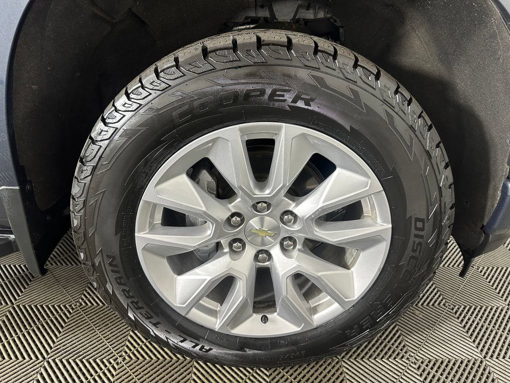 Used 2021 Chevrolet Silverado 1500 Custom AWD/4WD image 30