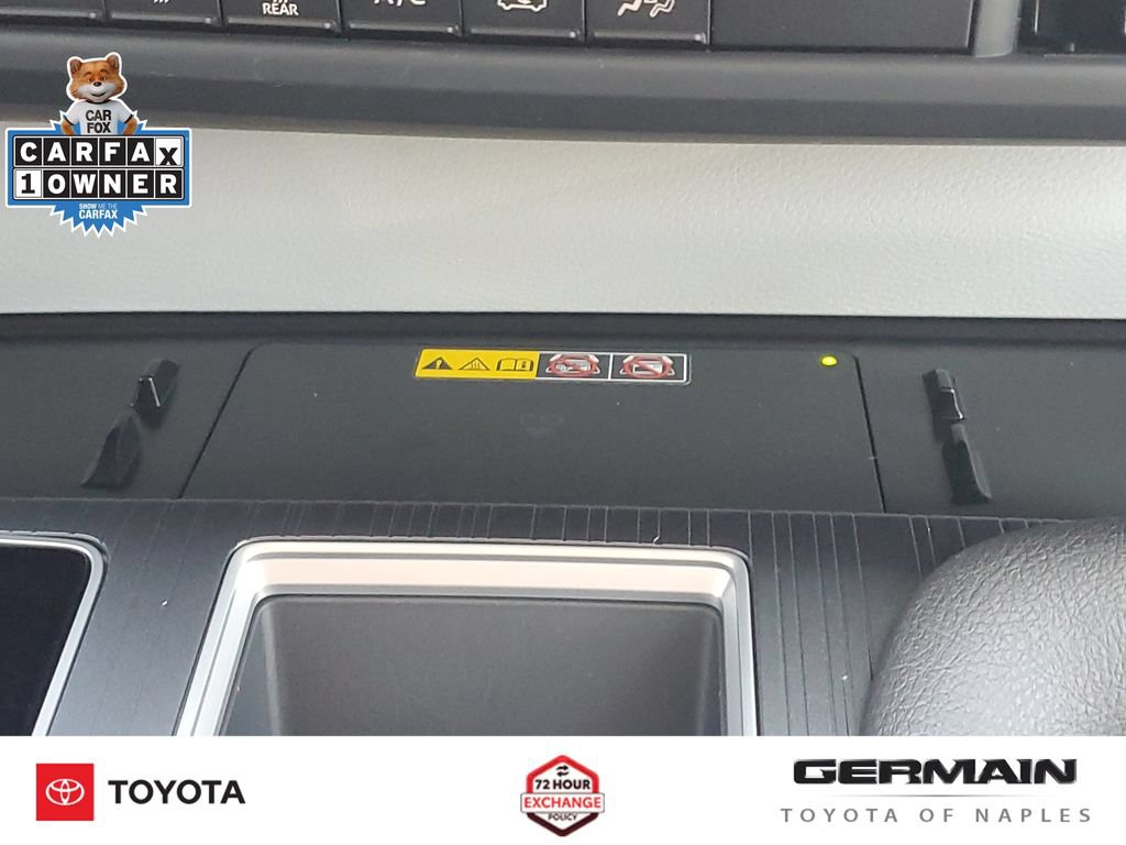 Certified 2026 Toyota Sienna LE FWD image 33