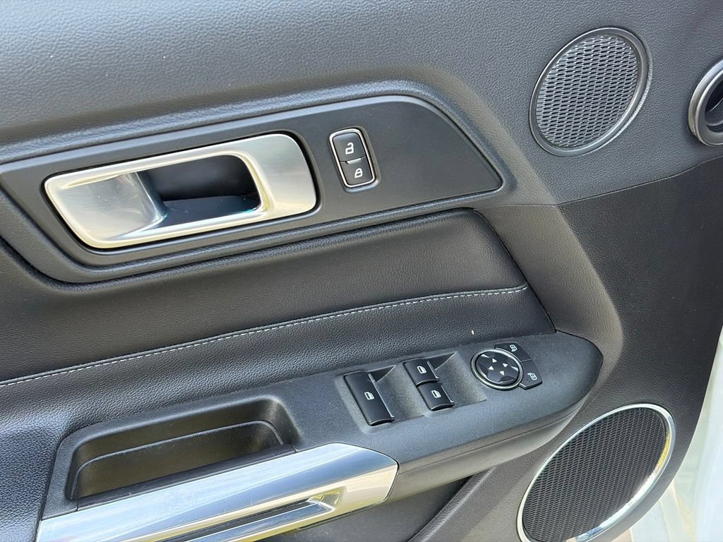 Used 2022 Ford Mustang GT Premium RWD image 11