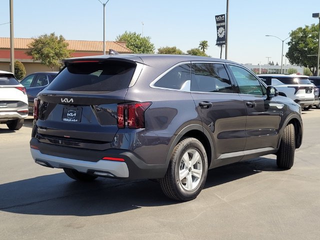 New 2026 Kia Sorento LX FWD image 5