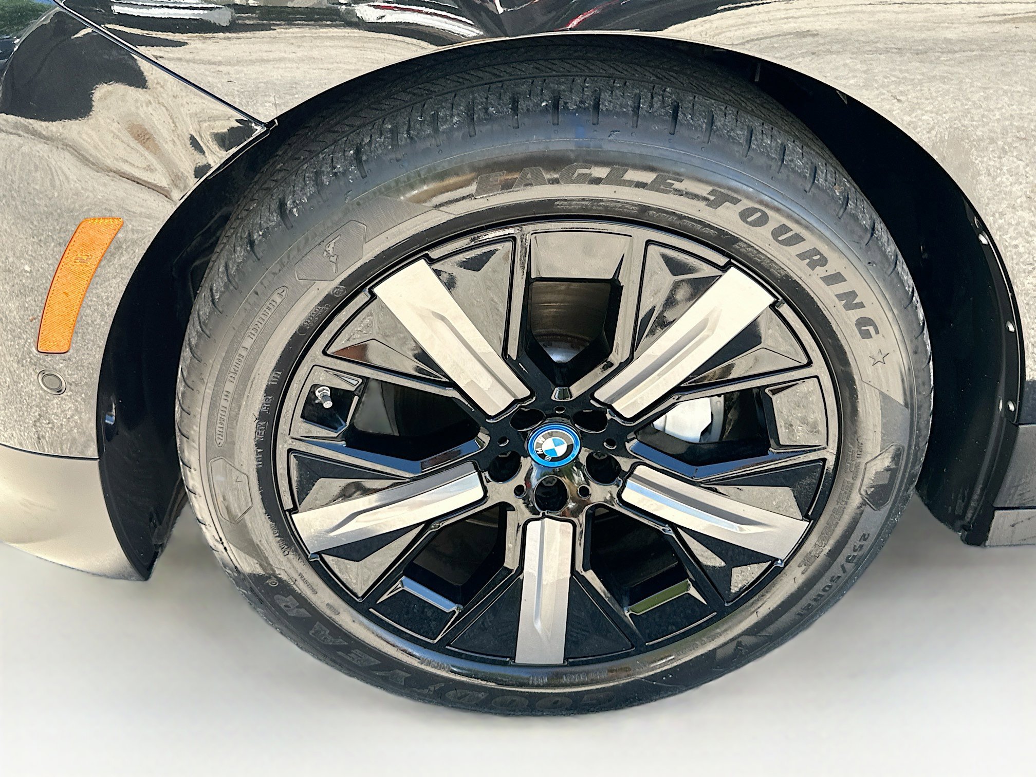 Certified 2023 BMW iX xDrive50 w/ Ultimate Package 2 image 34