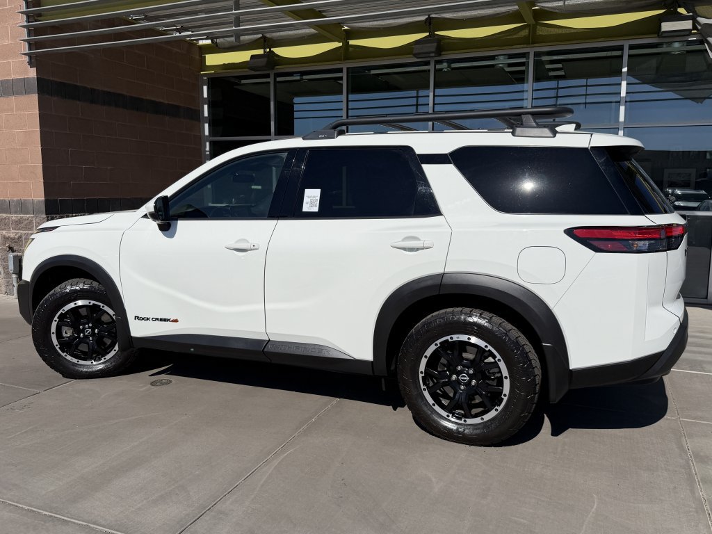 Used 2024 Nissan Pathfinder Rock Creek AWD/4WD image 5