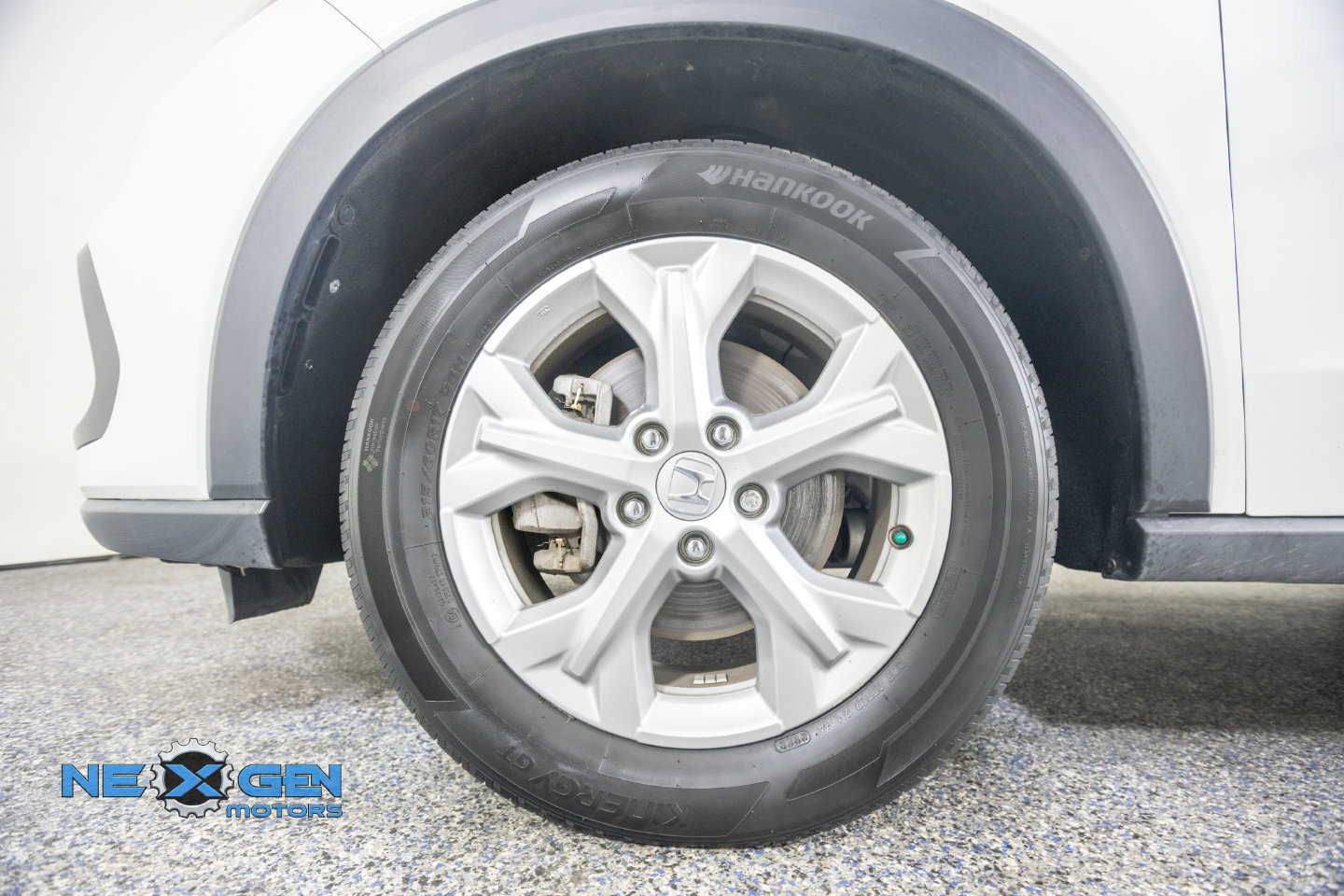 Used 2024 Honda HR-V LX image 45