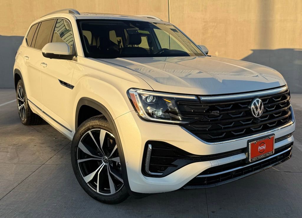 Certified 2025 Volkswagen Atlas SEL Premium R-Line image 1